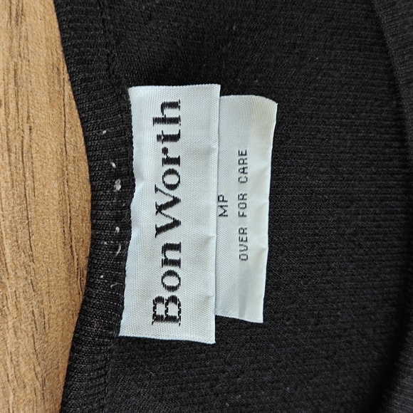 EUC Embroidered Petite Shirt - Picture 4 of 8